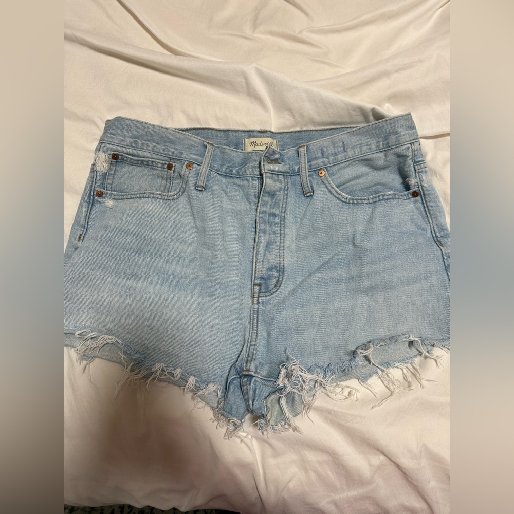 Madewell Frayed Hem Relaxed Denim Light Blue Jean Shorts